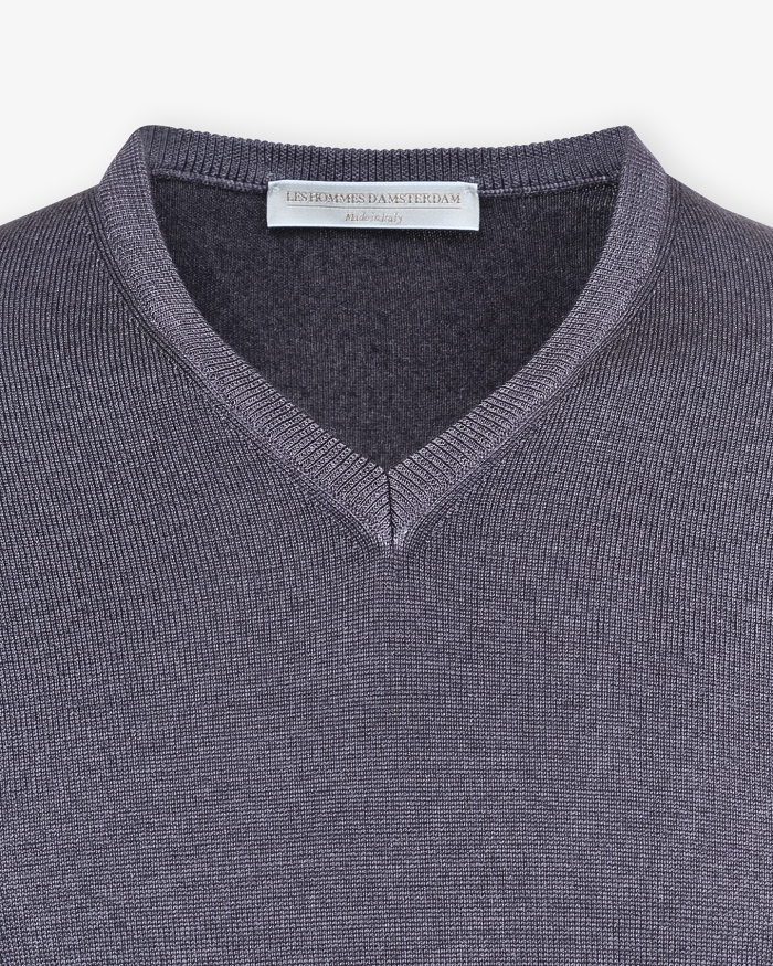 LES HOMMES D'AMSTERDAM LHDA - V-neck virgin wool - Washed grey